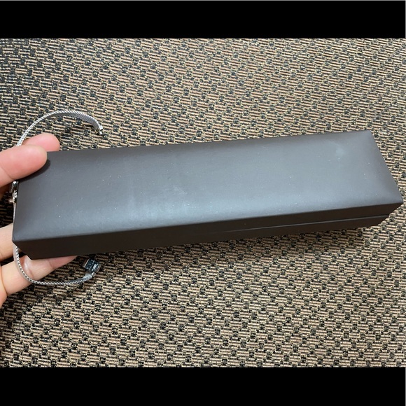 Authentic Pandora Reflexion Bracelet w/ 2 Pandora Charms EUC - Picture 13 of 15